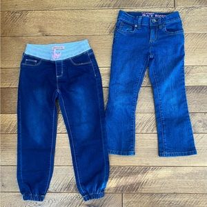 Set of two 5T girls jeans